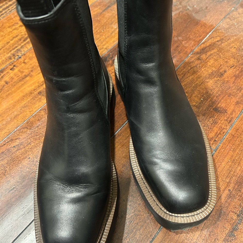 Sam Edelman Laguna waterproof Chelsea boot
